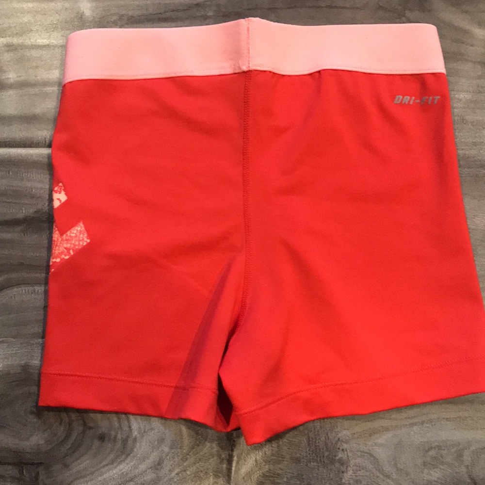 Nike Pro Shorts - Picture 2 of 3